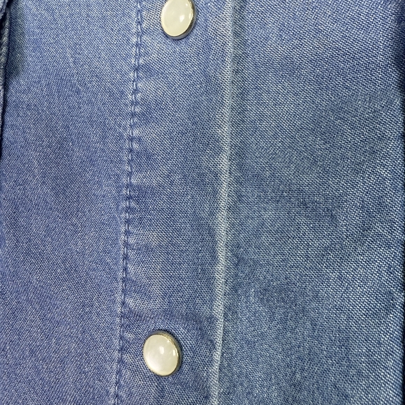 C'EST TOI button down top - Picture 3 of 8